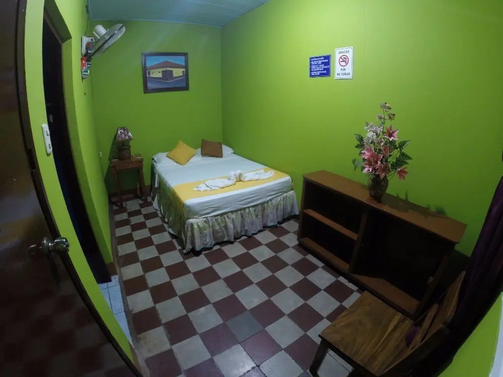 Hostal Guardabarranco No. 1