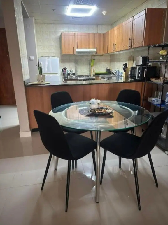 Entire 1 Bedroom Apartment at Jumeirah Village Circle, Dubai
