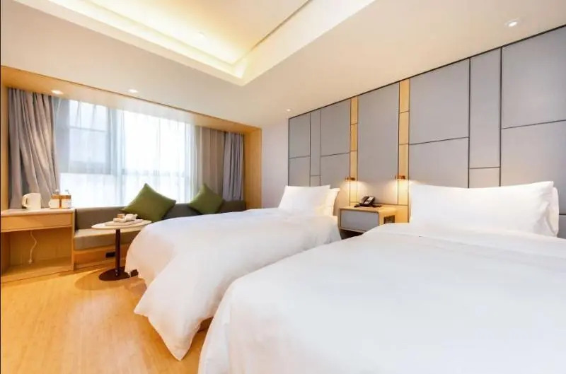Ji Hotel Xi'an Longshouyuan Metro Station