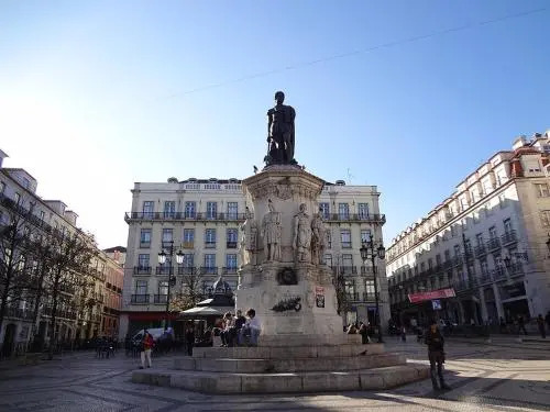 Myplace - Lisbon - Camoes