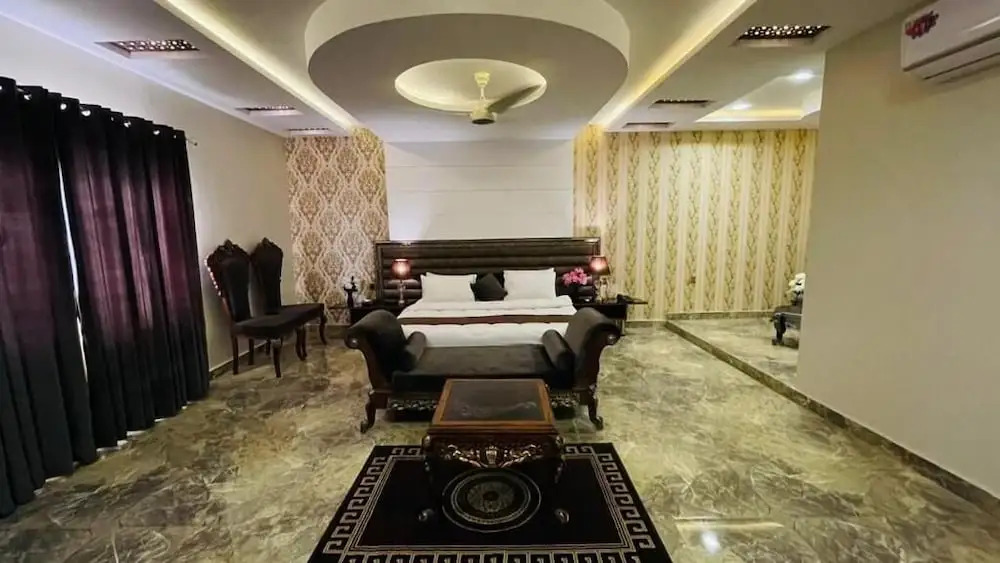 Golden Sand Hotel Rahim Yar Khan