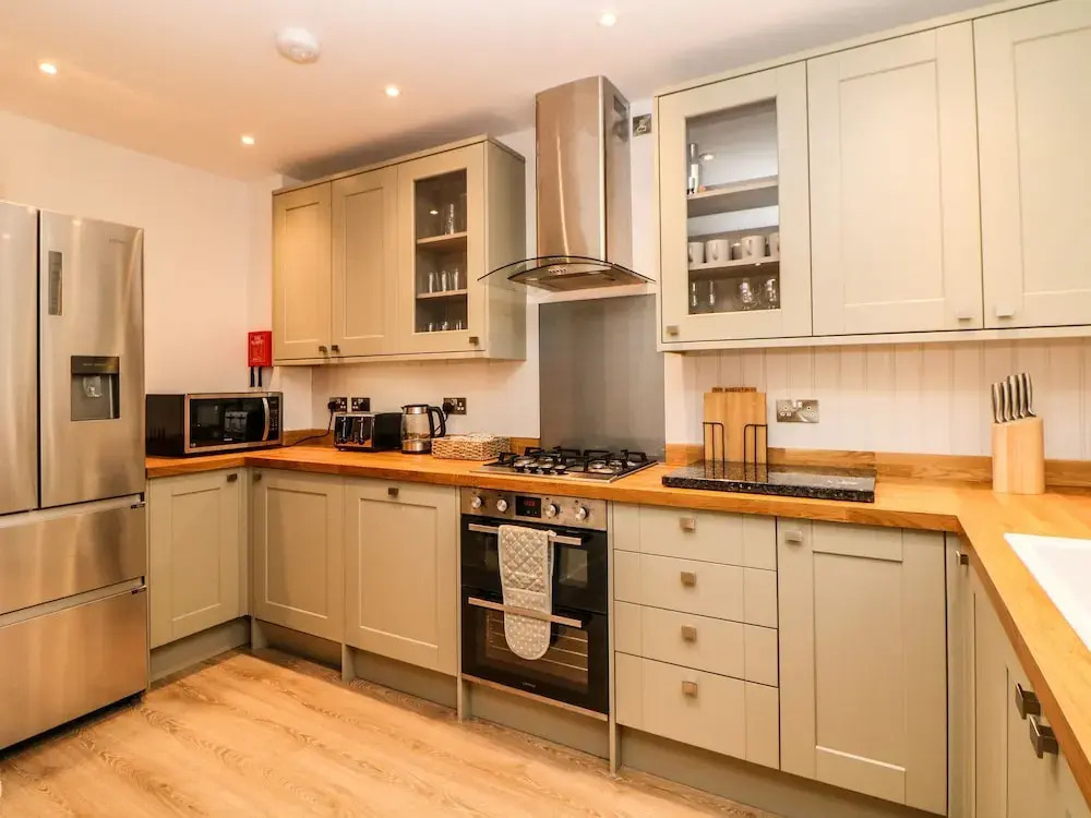 1 Orchard View