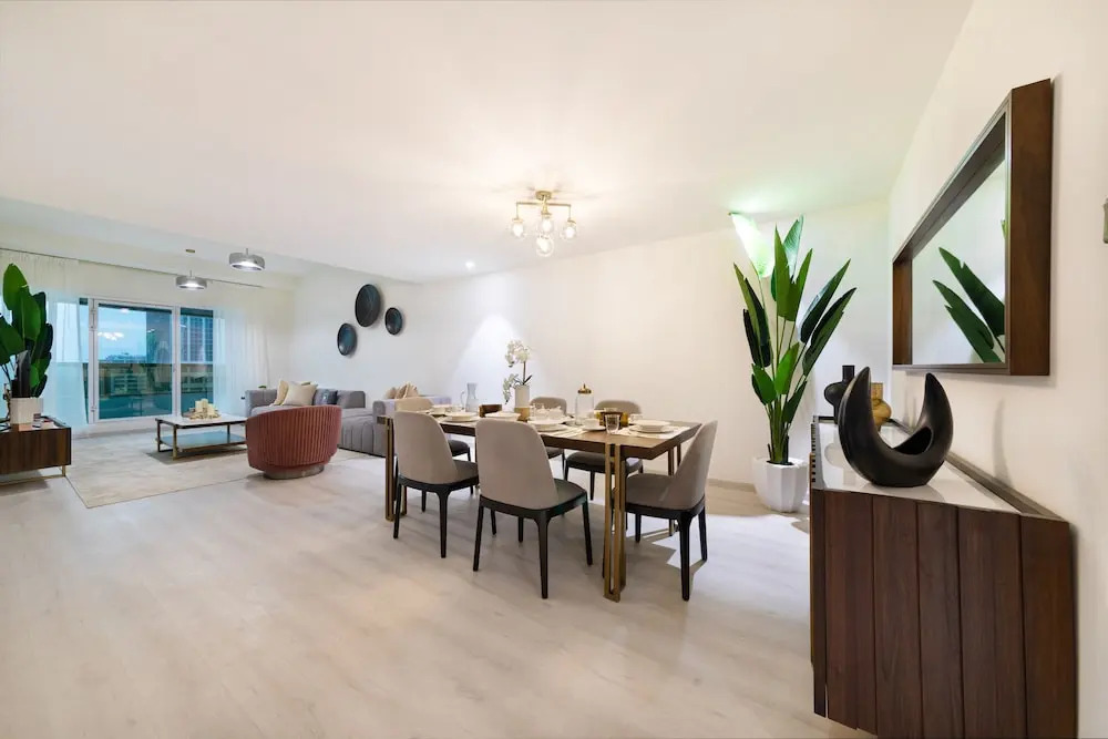 Maison Privee - Millennium Executive Tower