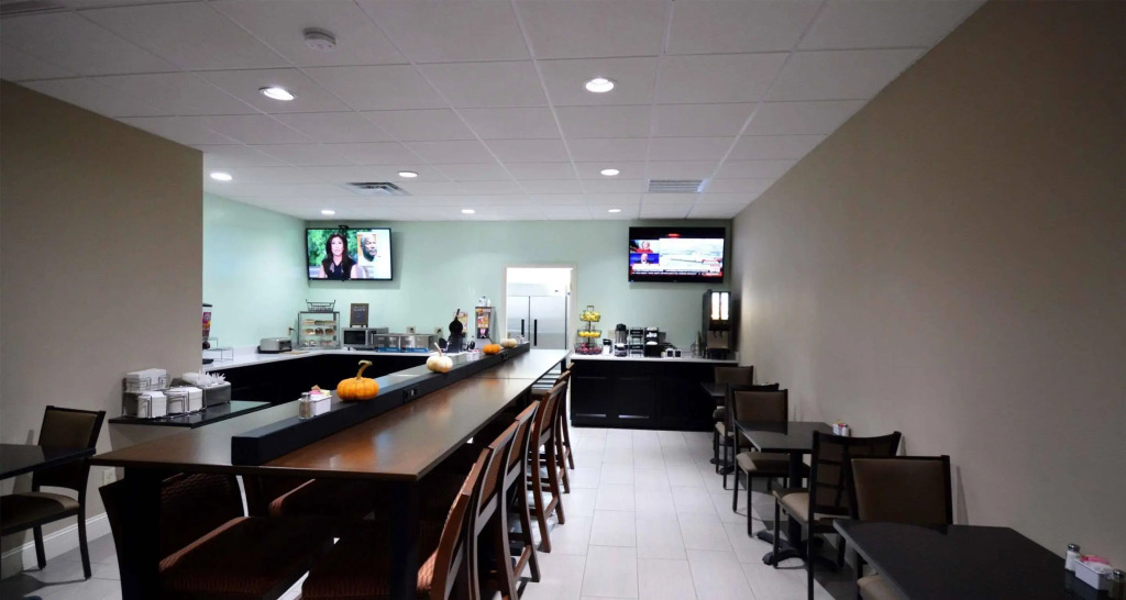 Best Western Point South