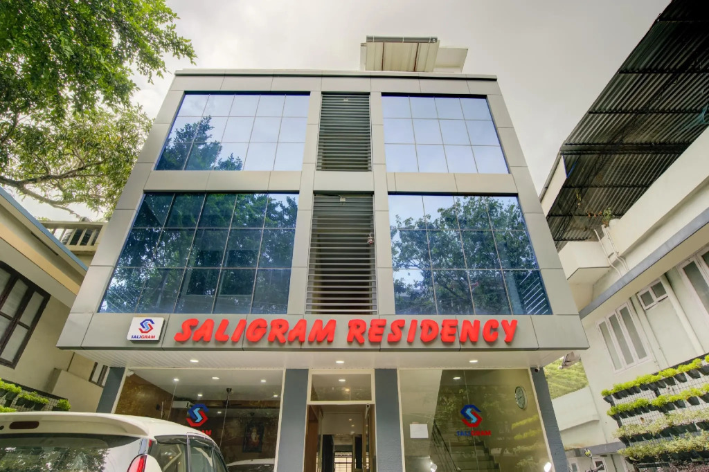 OYO Flagship 73858 Saligram Residency
