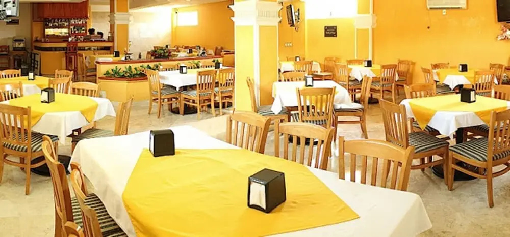 Hotel Paradise Inn