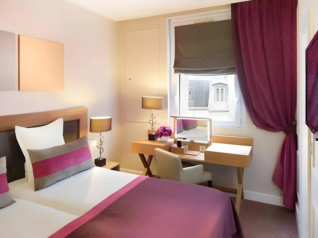 Hôtel Galileo Champs Elysées