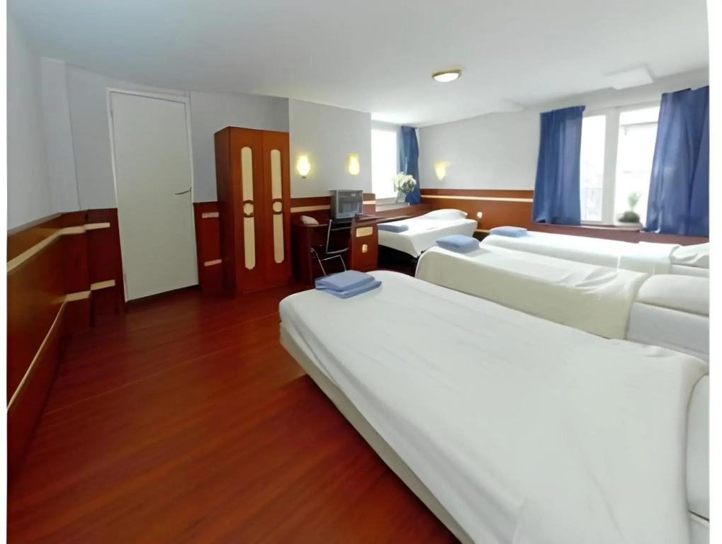 Hotel Manofa
