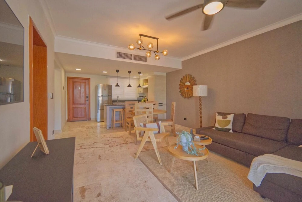 Pompano 202 Amazingly Situated One-bedroom Apartment in Ocean-front Condominium