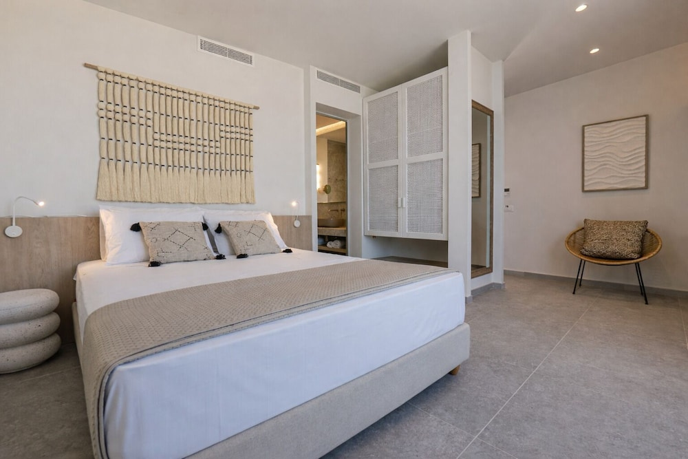 Ramnus Karpathos Suites