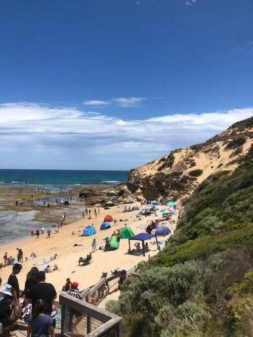 Luxurious Bayside Retreat, 2 min walk to the beach