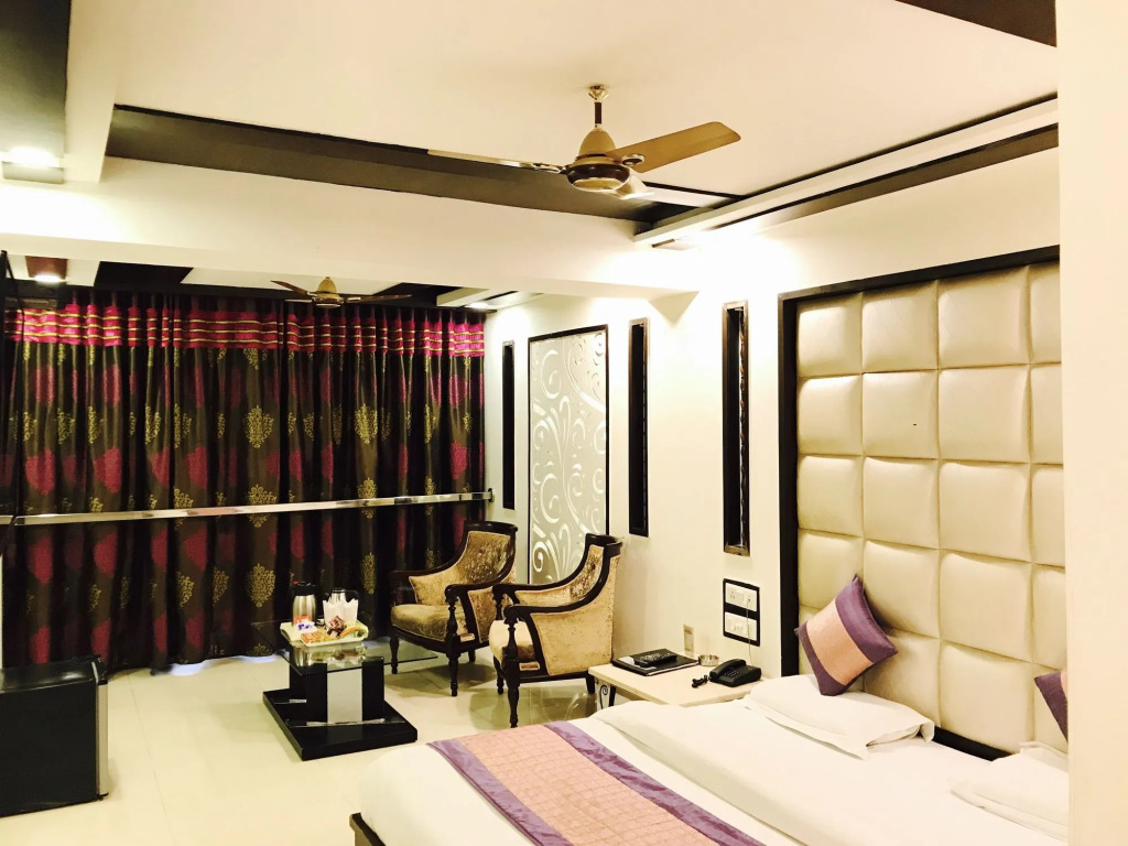 THE SINGH EMPIRE -Luxury Collection Hotel