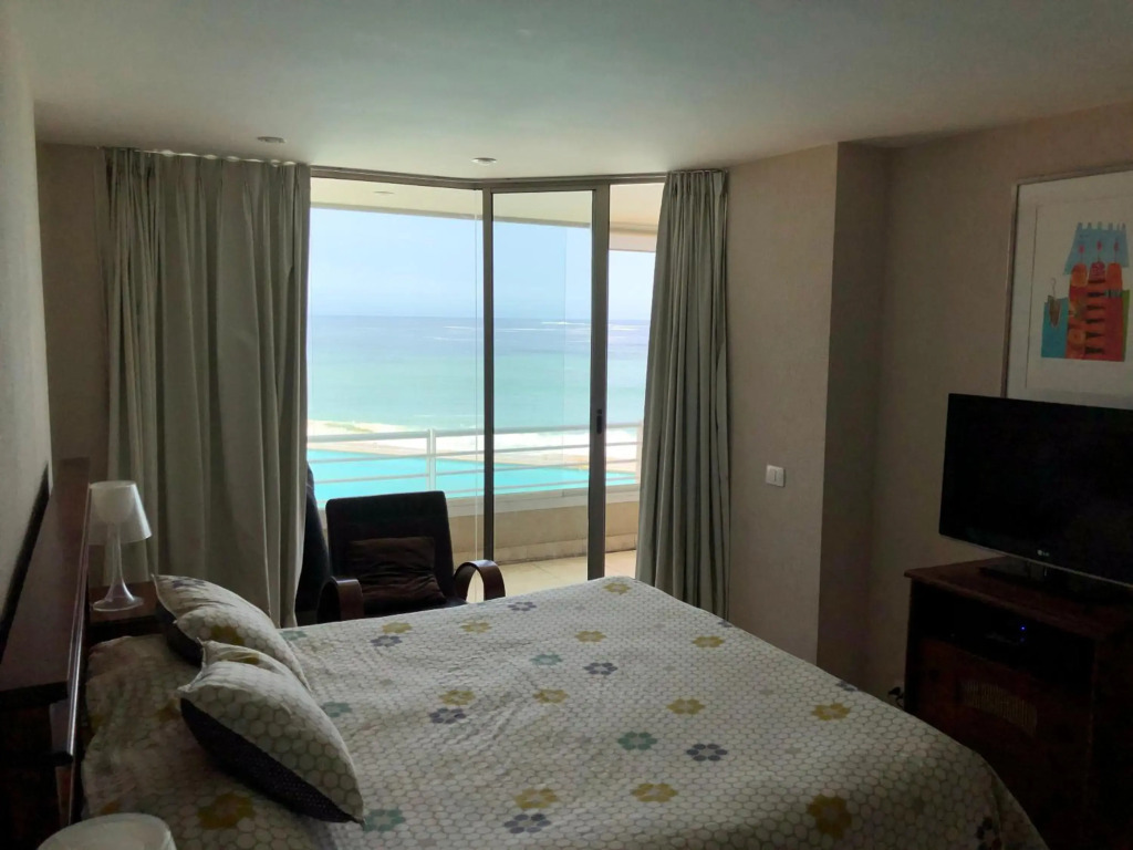 San Alfonso del Mar 802