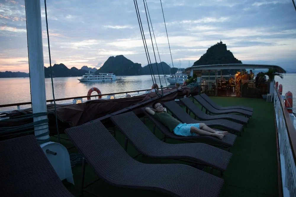 Oriental Sails