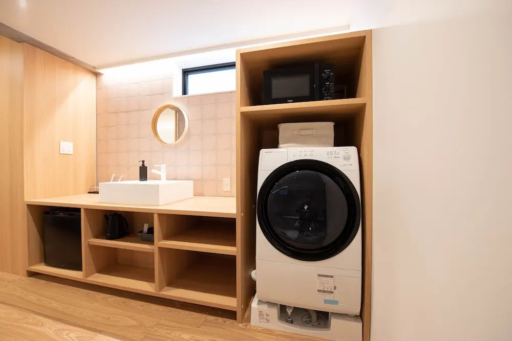 Spatium Ginza Pony