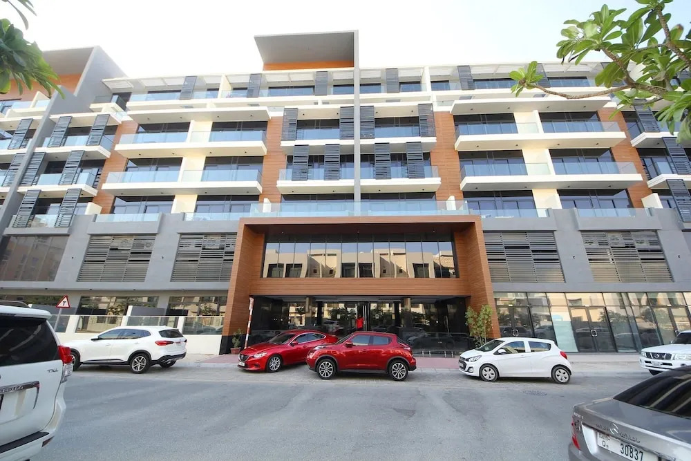 Executive Studio Seven