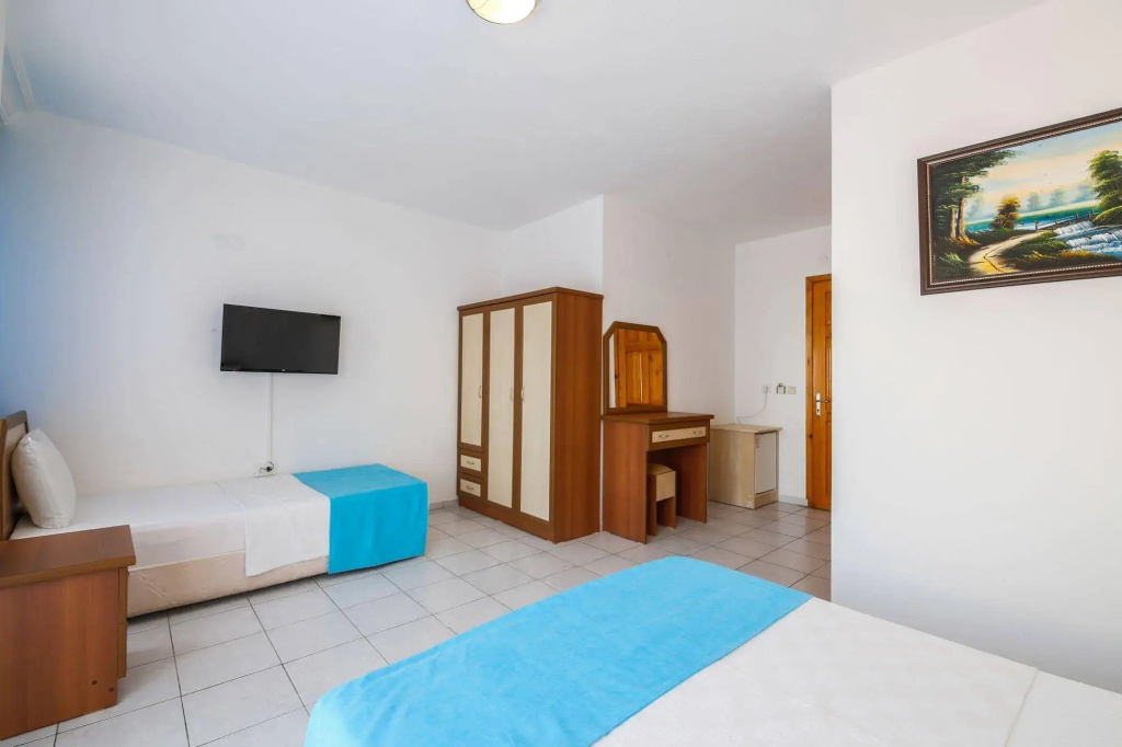 Bora Hotel