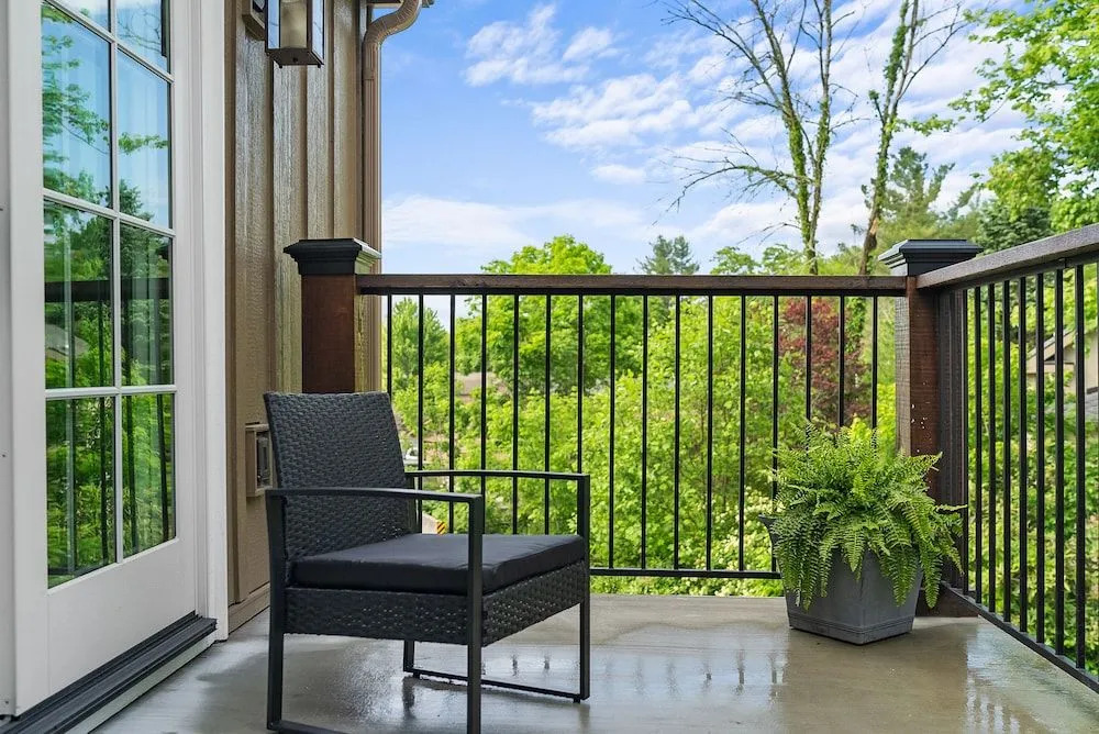 The Blowing Rock Manor