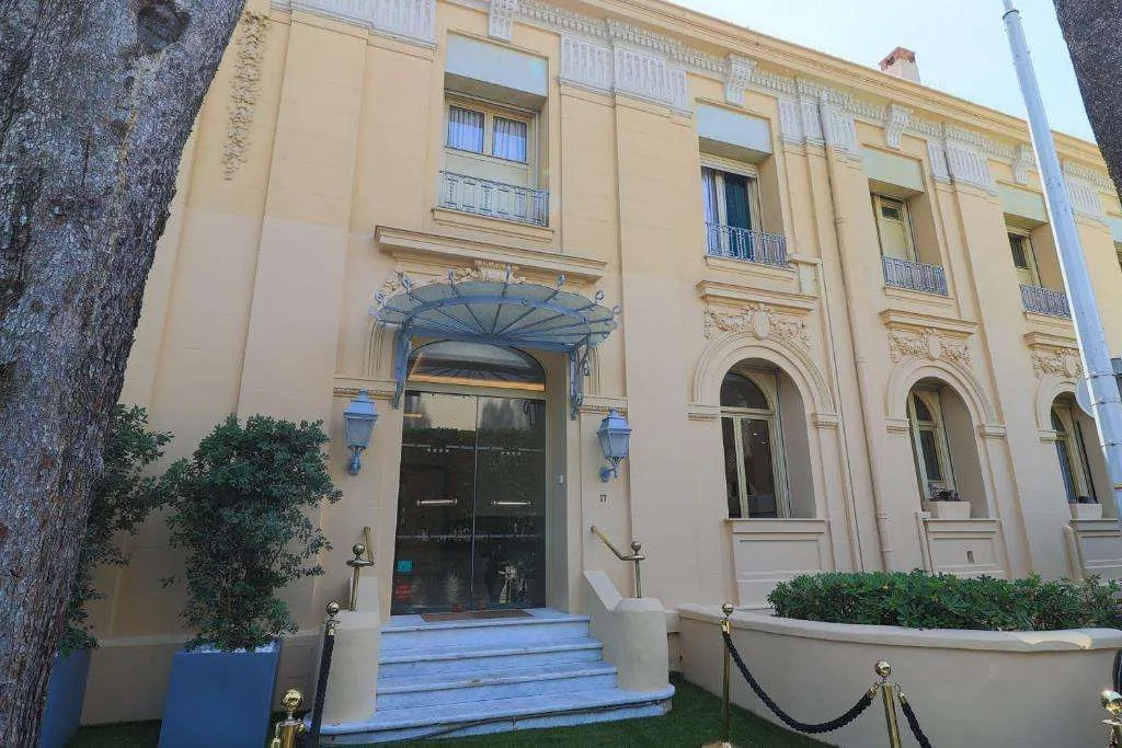 Hôtel Petit Palais