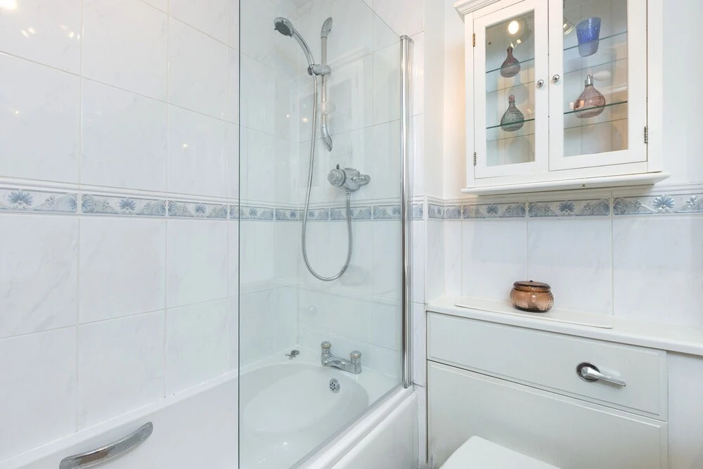 393 Old Tolbooth Wynd Apartment 3