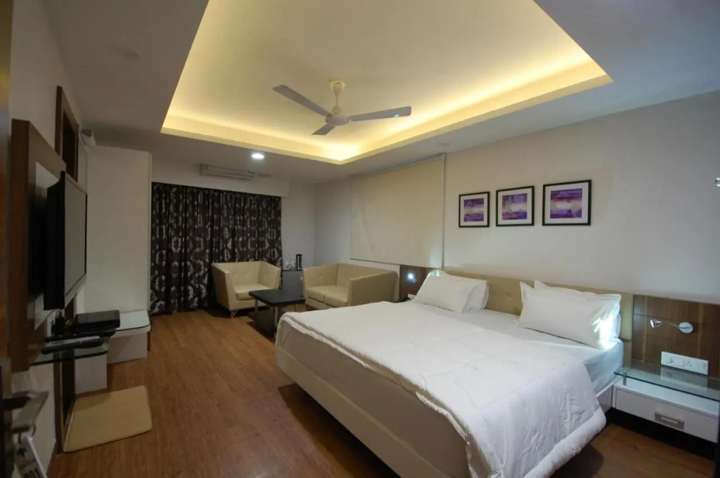 Hotel Ambassador