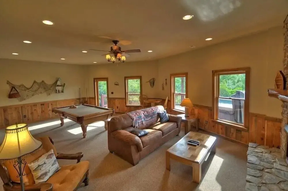 Wild Things Nevaeh Cabin Rentals