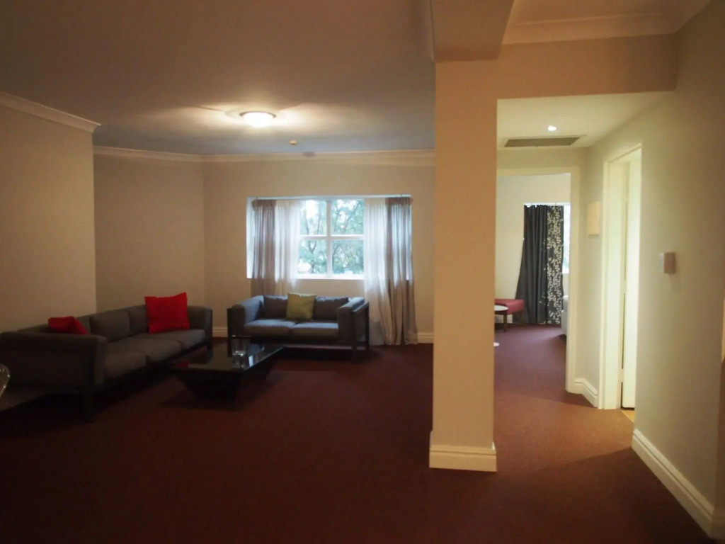 Sydney Airport Suites