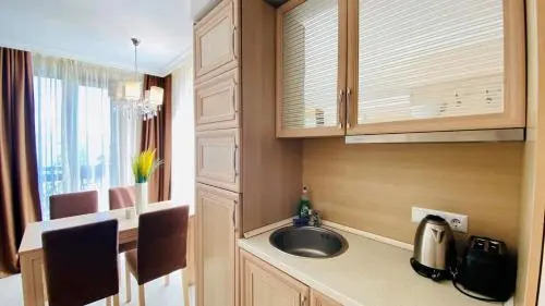 Bratanov Studio in Complex Harmony Suites 8