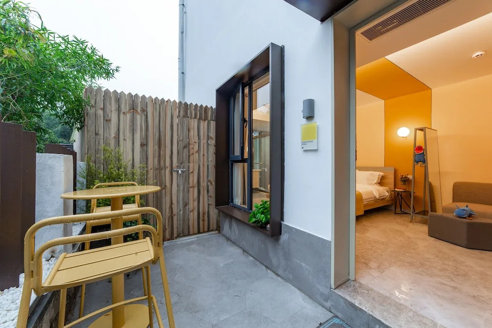 Hangzhou Moon Bear Boutique Guesthouse