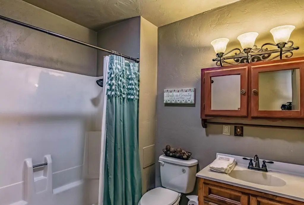 Clearview, 6 Bedrooms, Hot Tub, Pool Table, Views, Pet Friendly, Sleeps 14