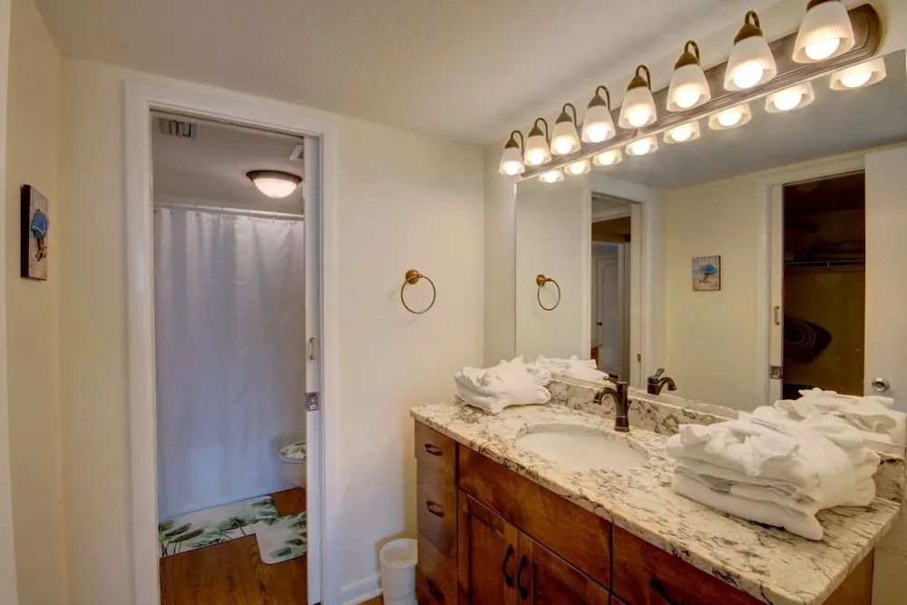 143 El Matador 2 Bedroom Condo by RedAwning