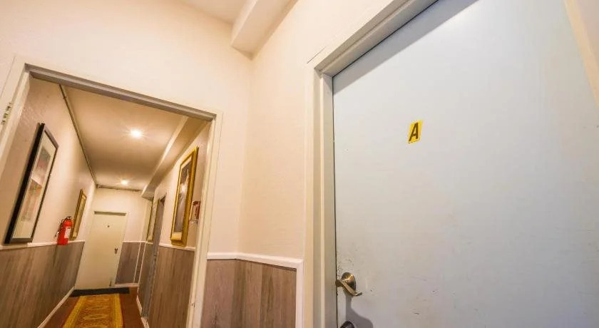 Pembroke Suites
