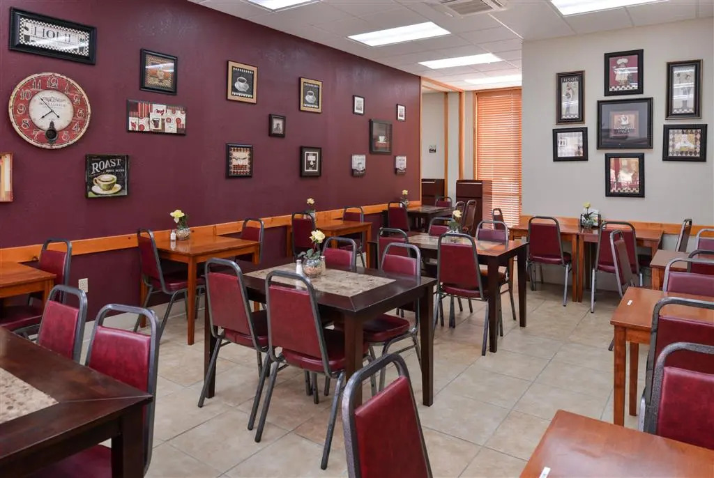 Branson Yellow Rose Inn and Suites