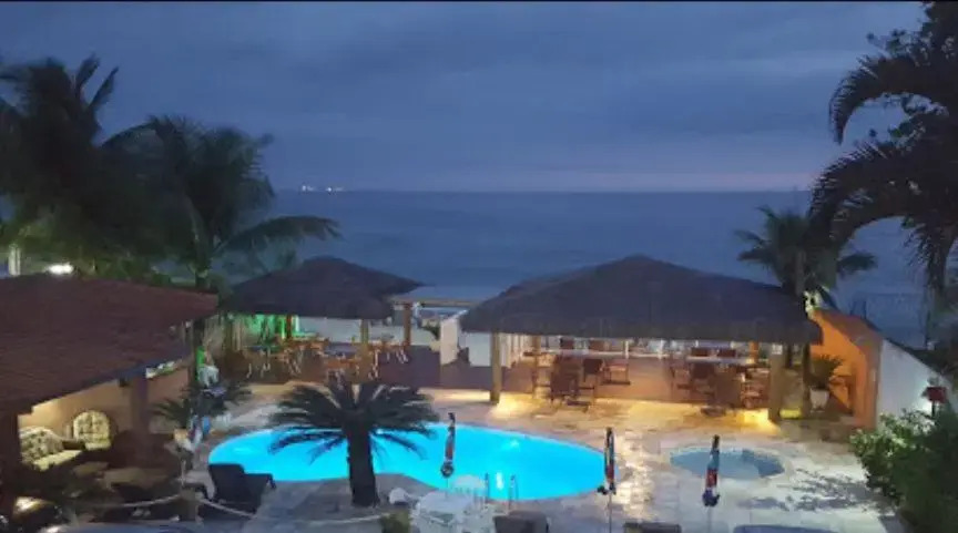 Maresias Hostel & Suites