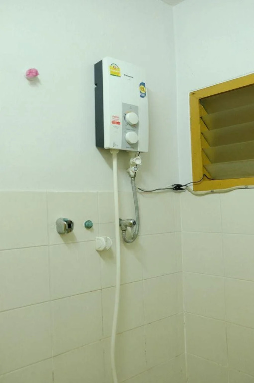 Lucky Guesthouse