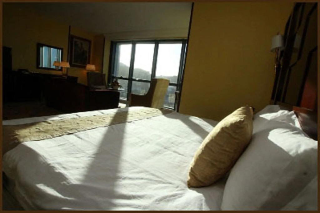 Oasis Hotel
