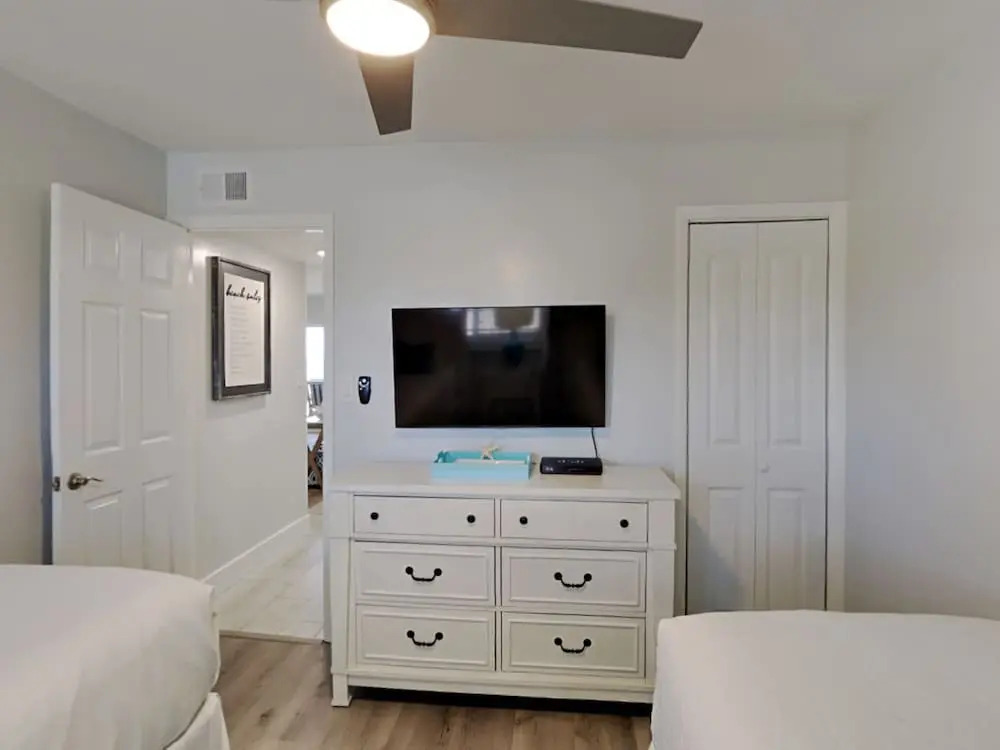 Driftwood Towers #1F by Southern Vacation Rentals