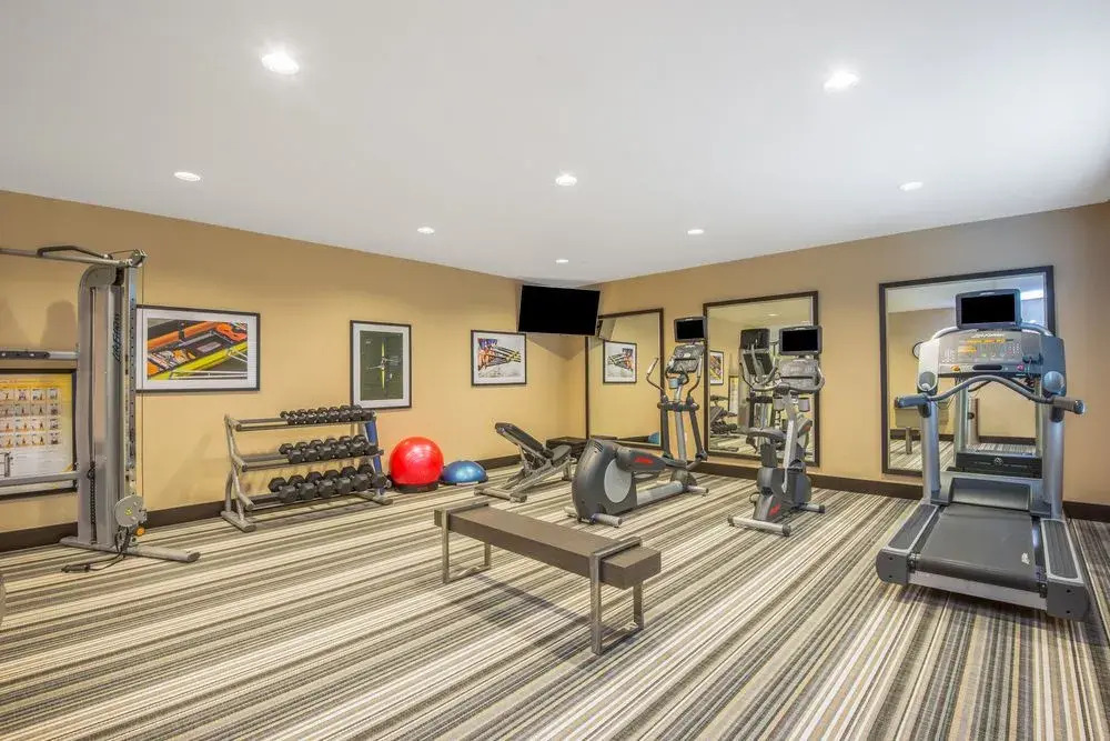 Candlewood Suites Columbia Hwy 63 & I-70 by IHG