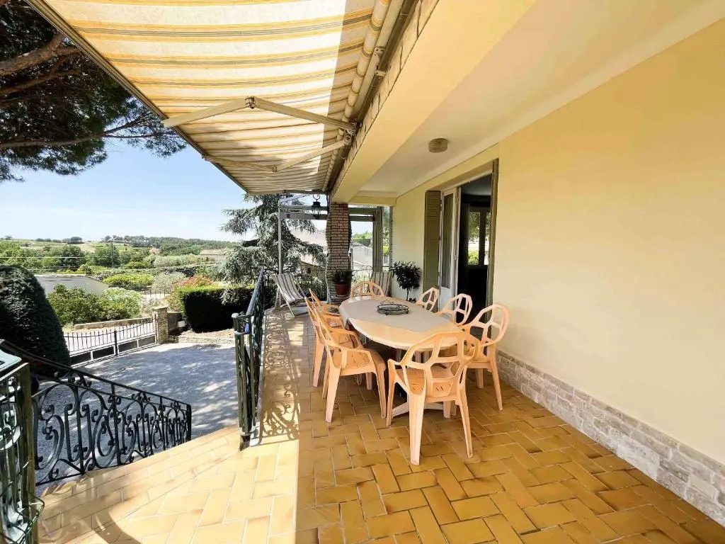 Villa spacieuse avec vue sur montagne à Sablet + Piscine privée