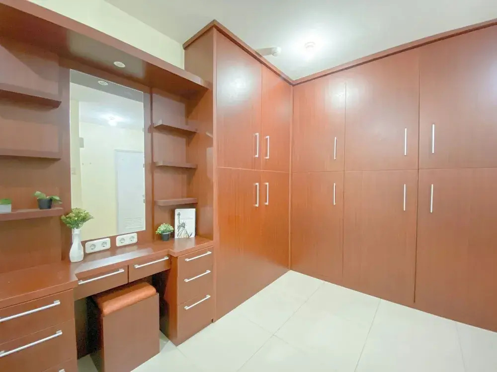 Combined 1Br With Extra Room Apartment At Green Pramuka City