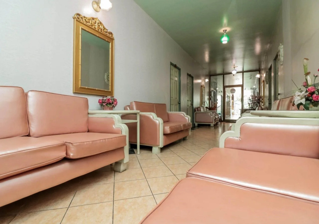 Nida Rooms RamIndra 593 Plaza