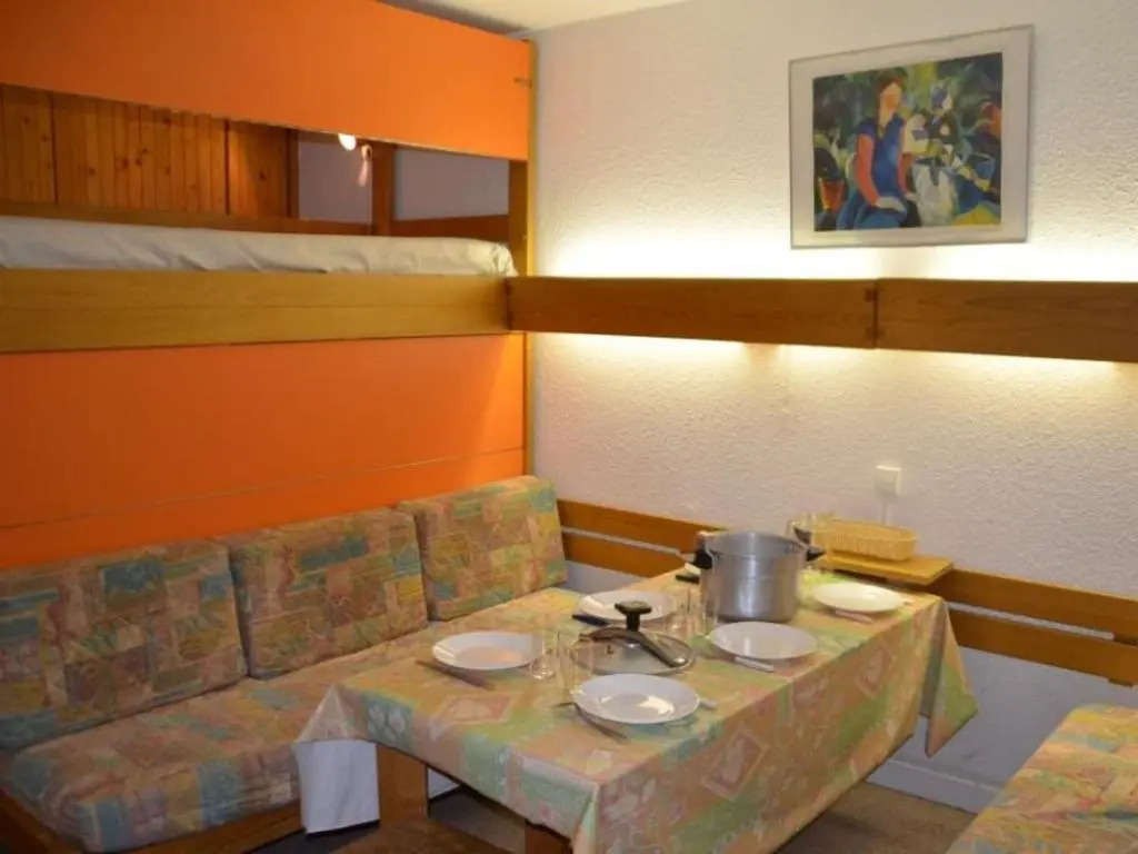 Appartement Les Menuires, 1 pièce, 4 personnes - FR-1-452-213