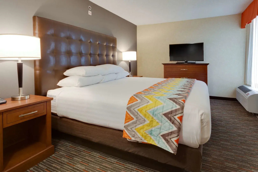Drury Inn & Suites Columbia Stadium Boulevard