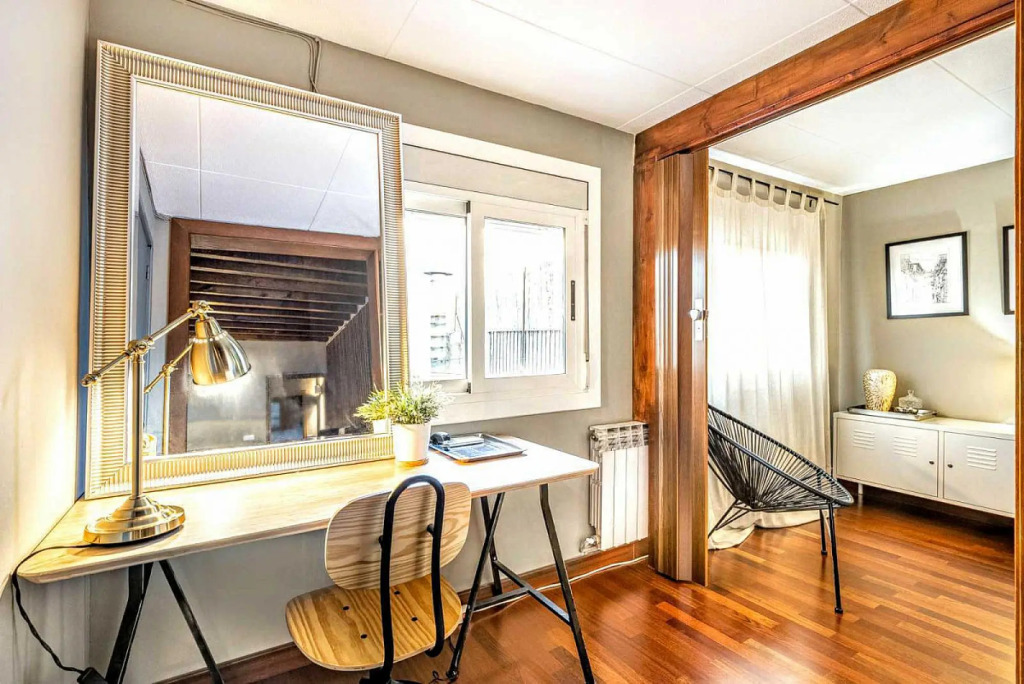 Lovely penthouse 2BR in Eixample - ArtBlue