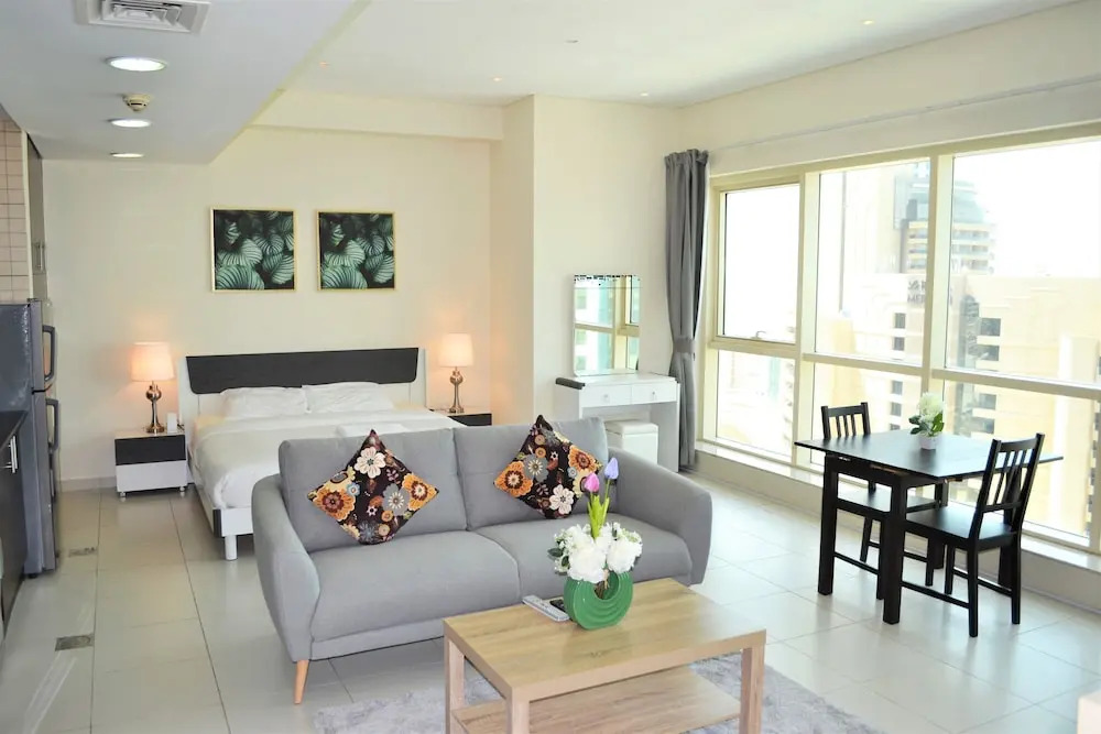Sea view furnished STUDIO with balcony in Marina - JMI