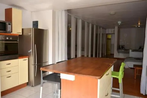 Manuiti Apartment - Punaauia - 2 Bdr - Wifi - A/C - Pool - Up To 7 People