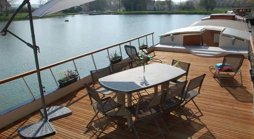 Péniche Magnolia