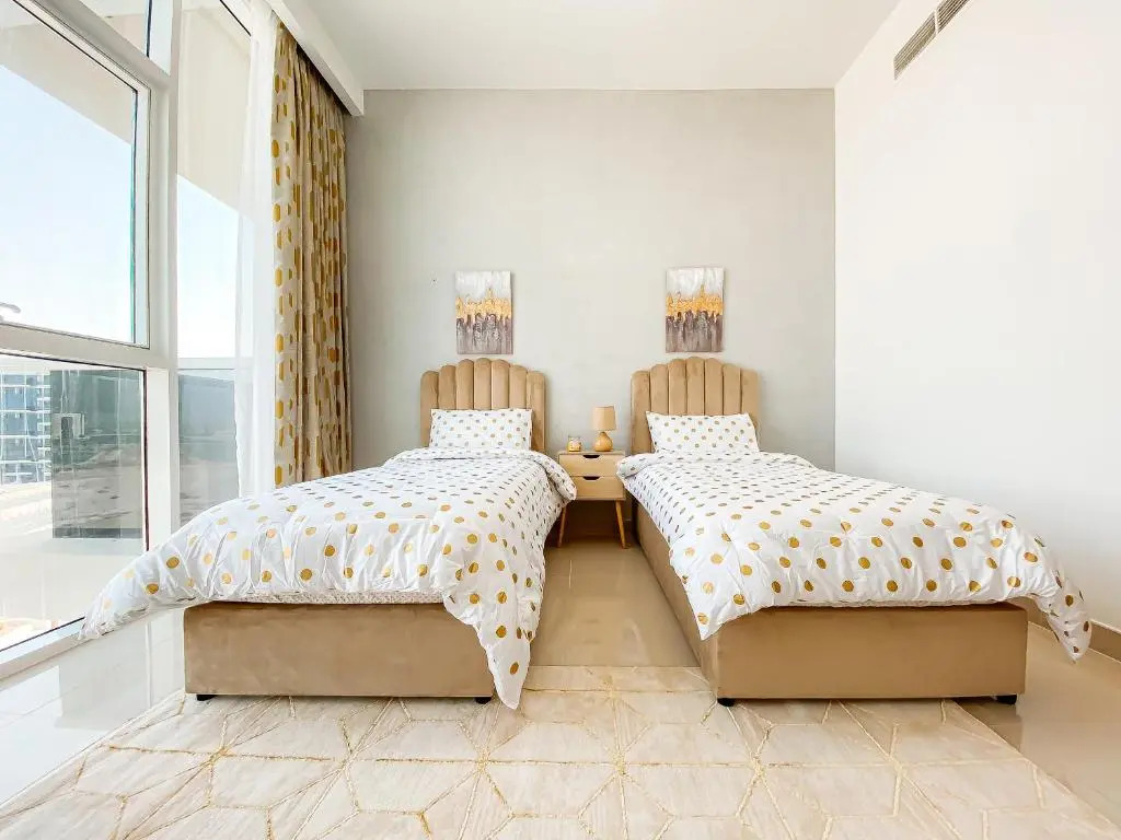 RH- Lovely 2 bedroom apartment, Lagoon View in Gateway Residences