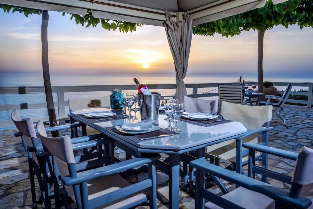 Idyllic Sunsets Seaviews Pool - Villa Melina