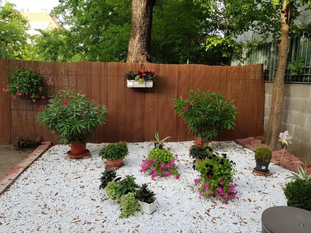 Brand New Garden Flat / Free Parking